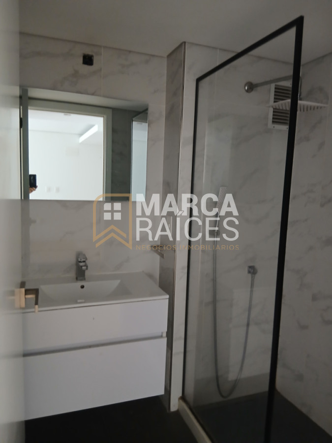Apartamento ID.1790 - Alquiler Apartamento 2 Dormitorios Centro Montevideo