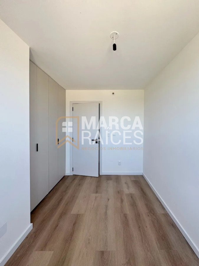 Apartamento ID.1453 - Apartamento de 2 dormitorios a estrenar en Carrasco Este, Montevideo.