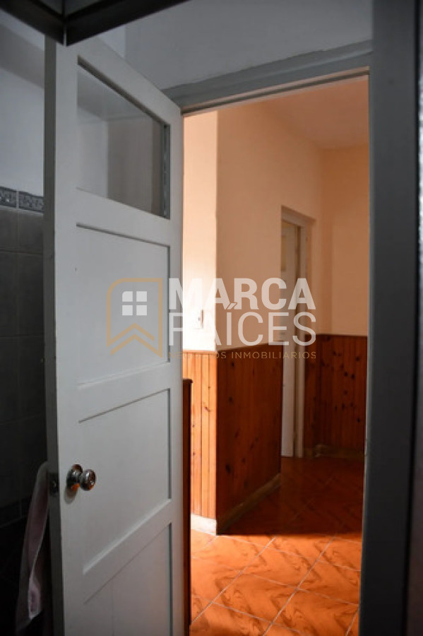 Apartamento ID.2012 - Alquiler Apartamento 4 Dormitorios, 2 Baños. La Blanqueada, Montevideo