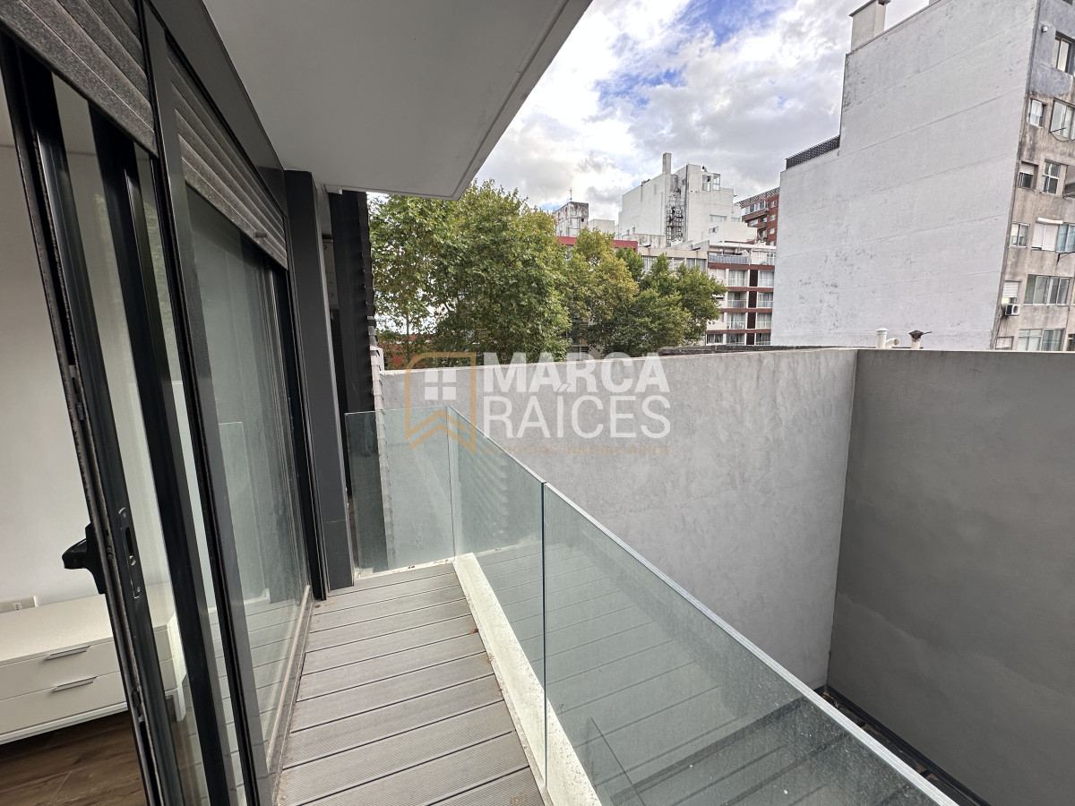 Apartamento ID.1379 - Alquiler Apartamento 2 Dormitorios Centro Montevideo