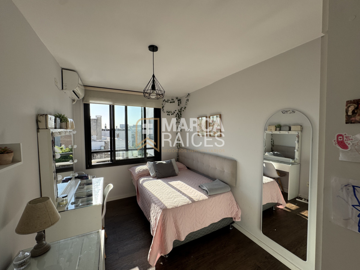 Apartamento ID.1797 - Alquiler Penthouse con Parrillero y Garage, 3 Dormitorios, 2 baños. Centro, Montevideo