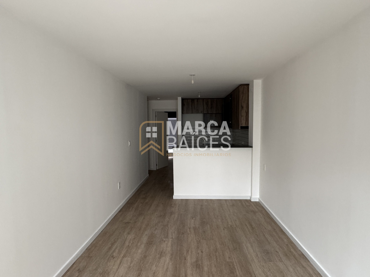 Apartamento ID.999 - Venta Apartamento 1 Dormitorio a estrenar con patio Cordon Montevideo