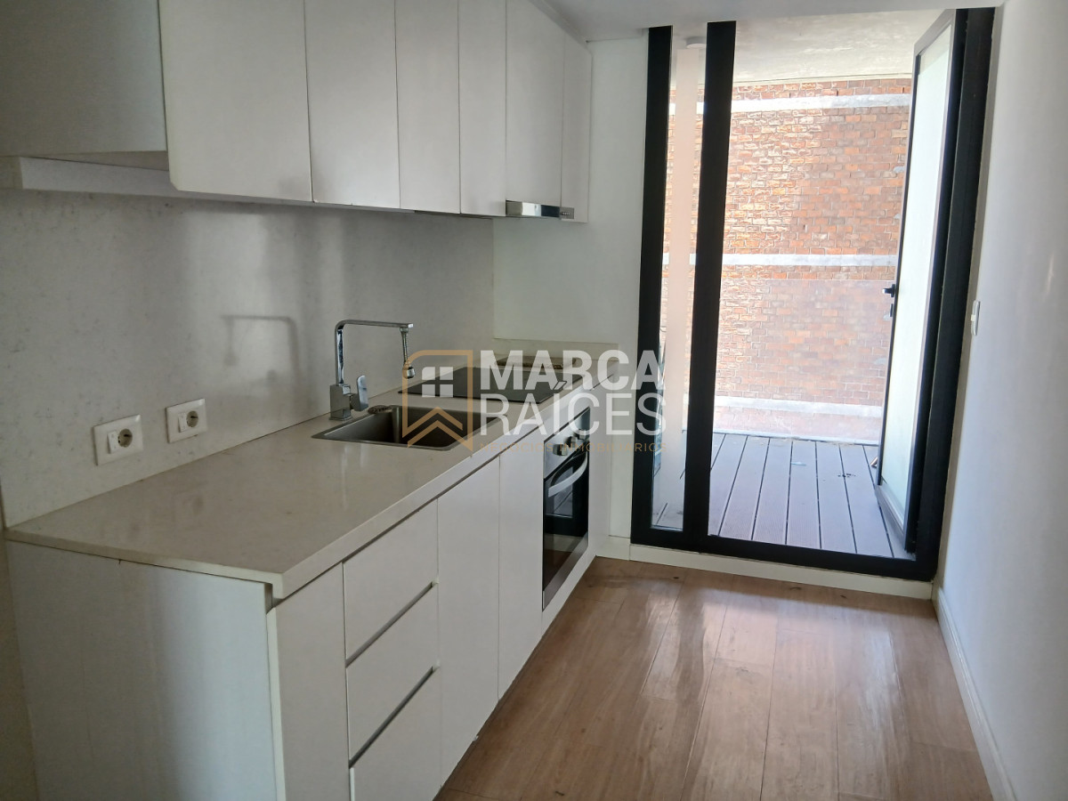 Apartamento ID.1790 - Alquiler Apartamento 2 Dormitorios Centro Montevideo