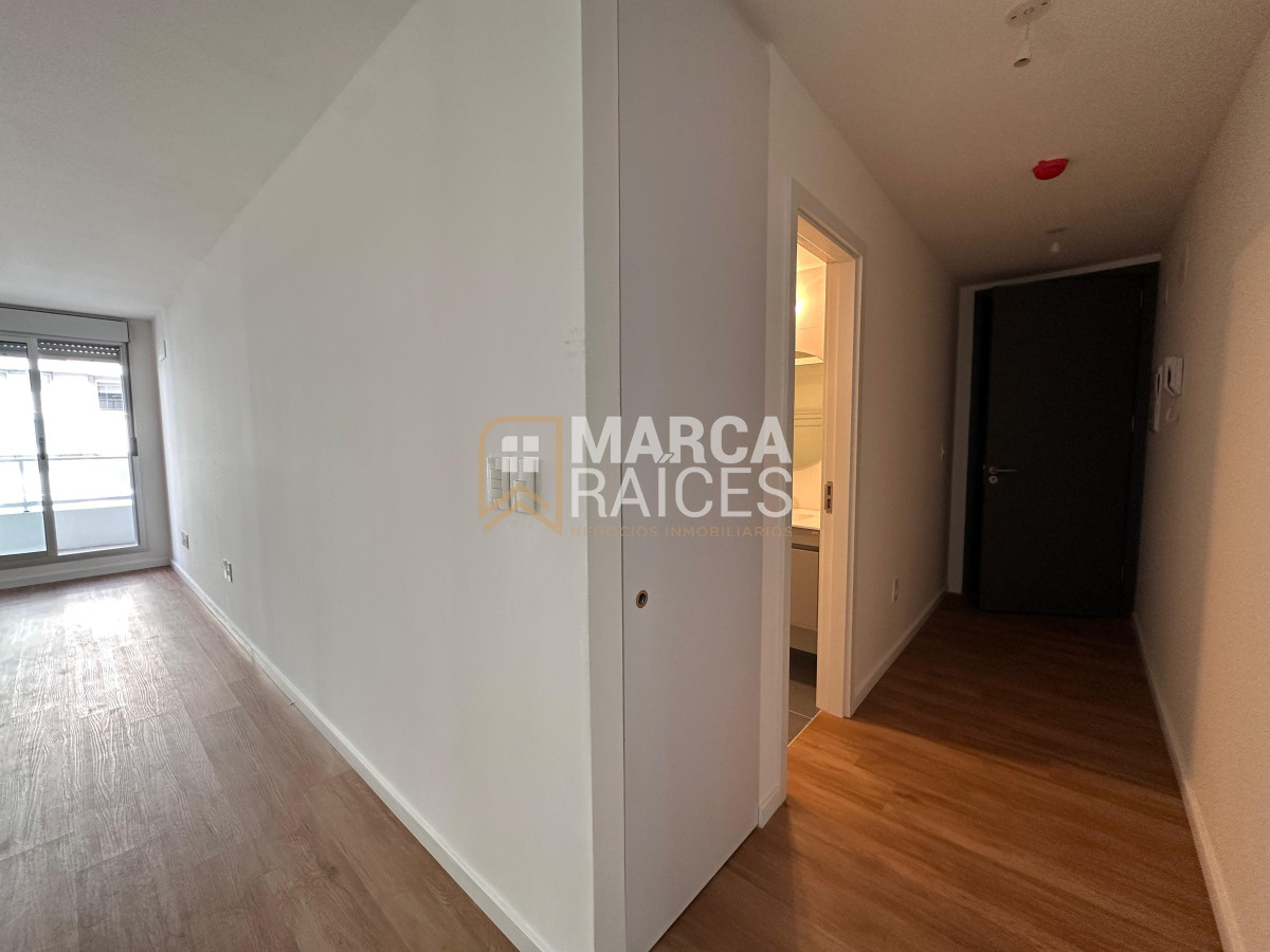 Apartamento ID.1609 - Alquiler Apartamento Monoambiente Al Frente Luminoso A Estrenar semi equipado Tres Cruces Montevideo