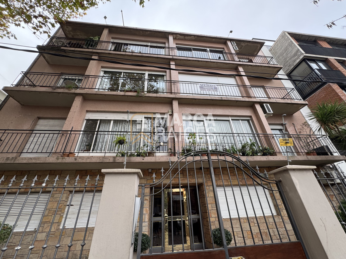 Apartamento ID.1529 - Alquiler Hermoso Apartamento de 3 Dormitorios 2 Baños en Punta Carretas Montevideo