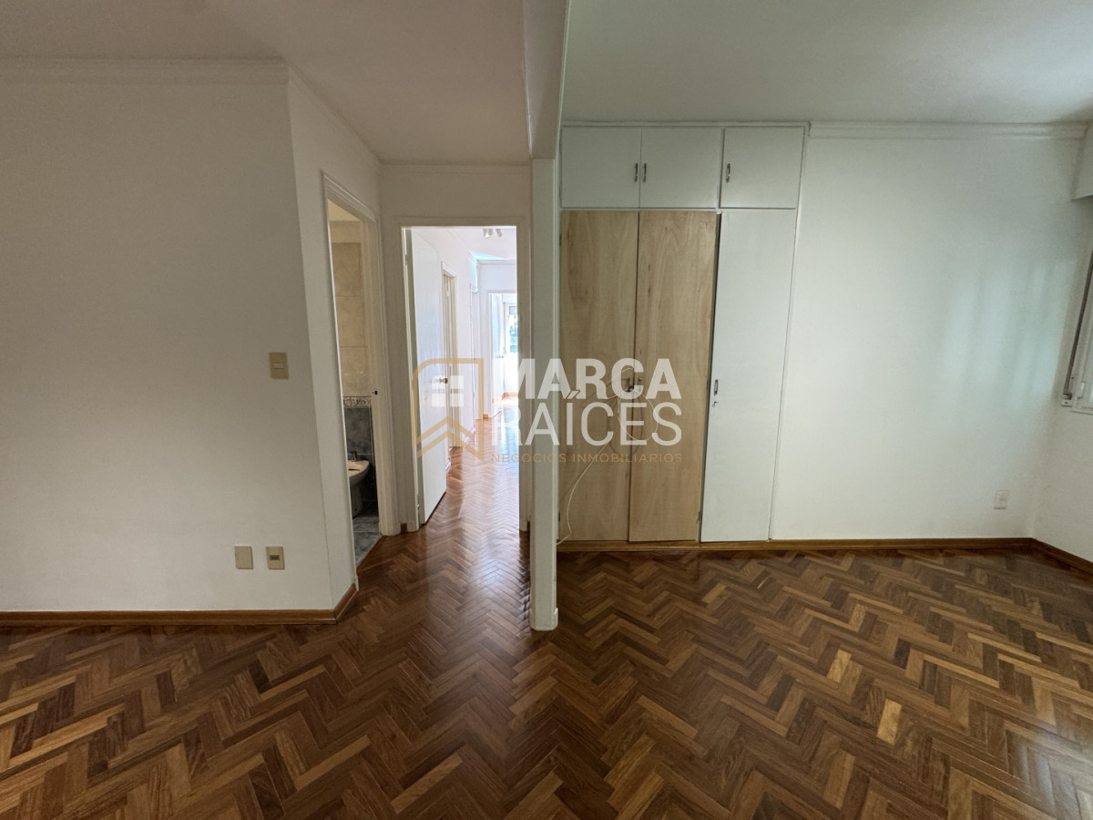 Apartamento ID.1734 - Venta Apartamento 4 dormitorios 3 baños Garage Pocitos Montevideo