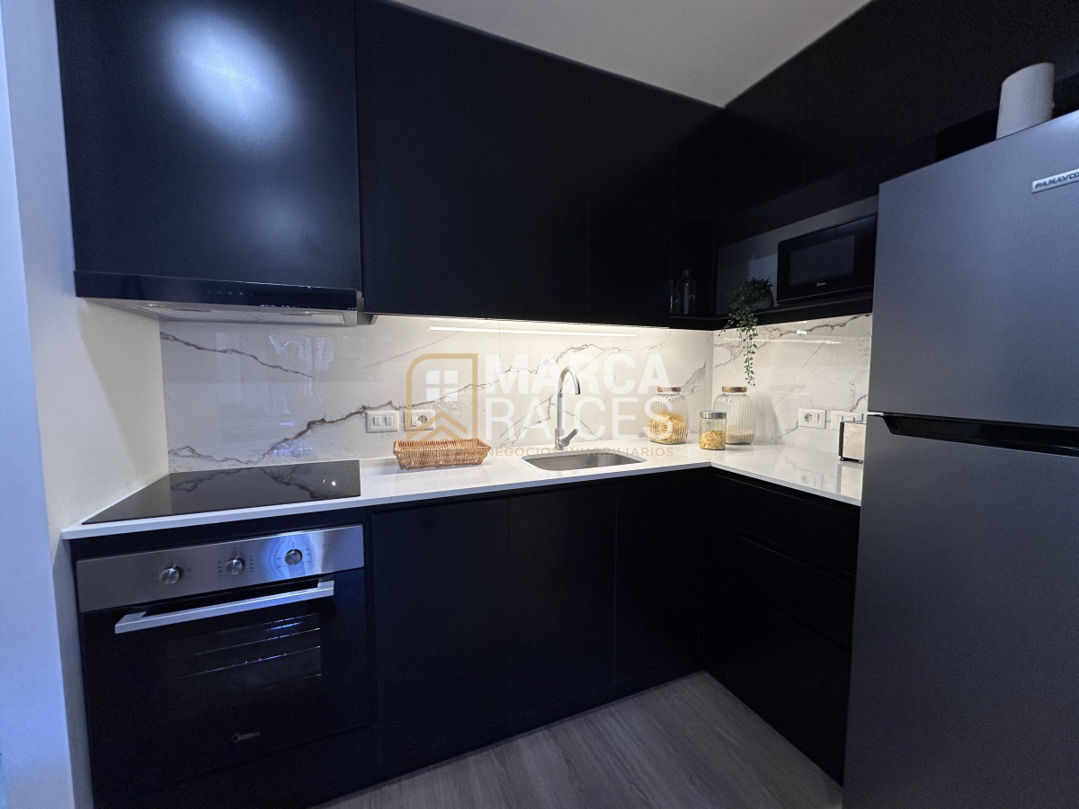 Apartamento ID.1016 - Venta Apartamento 1 Dormitorio en construcción con balcon y patio Centro Sur Montevideo