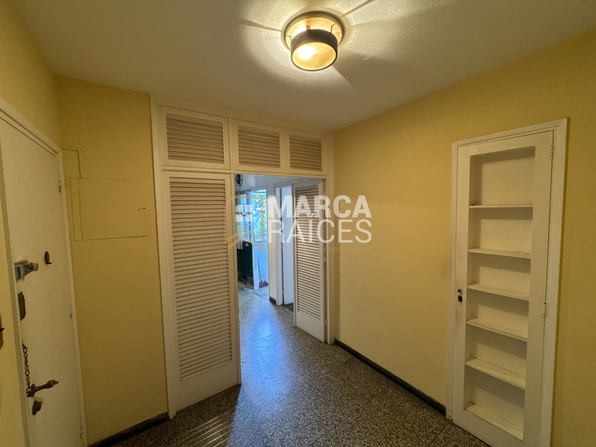Apartamento ID.1199 - Venta Apartamento 4 Dormitorios 2 baños Garage Punta Carretas Montevideo