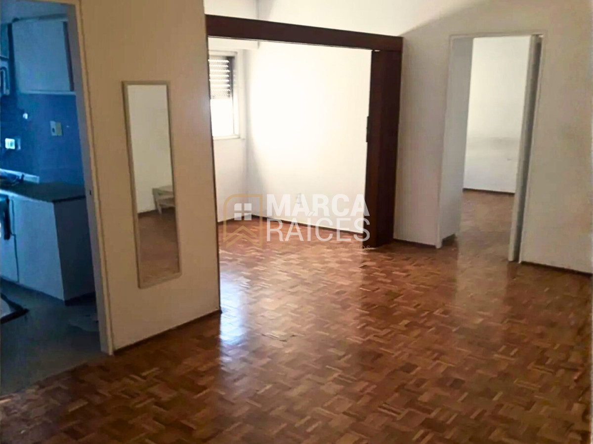 Apartamento ID.1877 - Alquiler Apartamento 1 Dormitorio Centro Montevideo