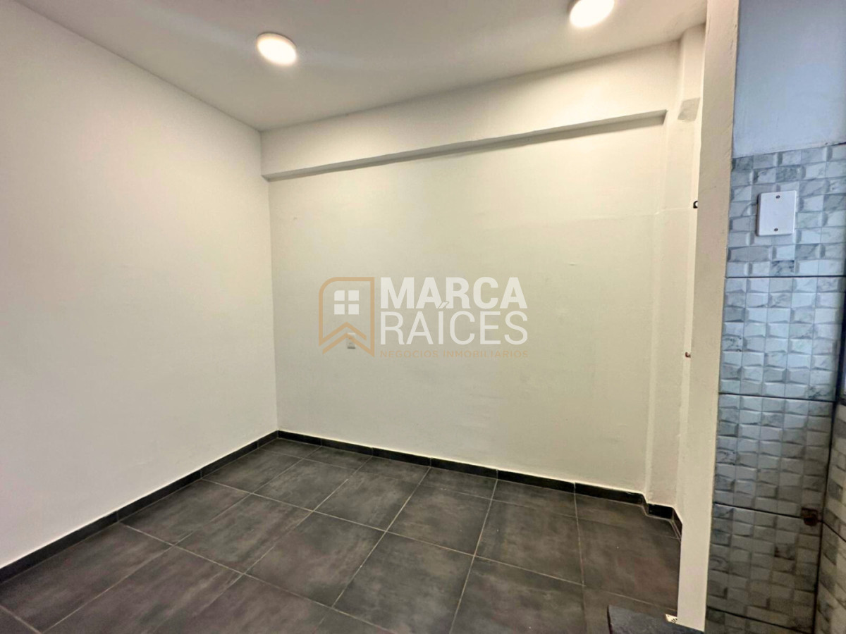 Apartamento ID.1886 - Alquiler Apartamento 2 Dormitorios Centro Montevideo