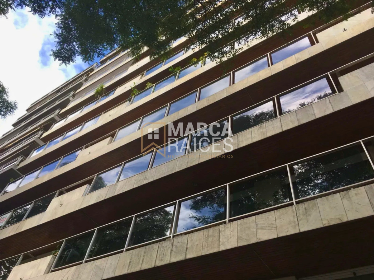 Apartamento ID.1881 - Alquiler Apartamento 2 Dormitorios 2 Baños Garage Pocitos Montevideo