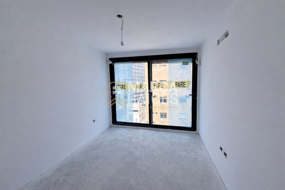 Apartamento ID.1779 - Venta Apartamento Penthouse 2 Dormitorios con parrillero a estrenar Centro Montevideo