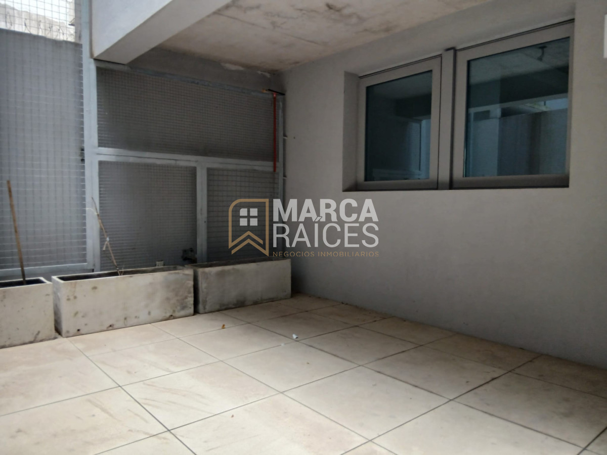 Apartamento ID.1934 - Alquiler Apartamento 1 Dormitorio con patio Centro Sur Montevideo