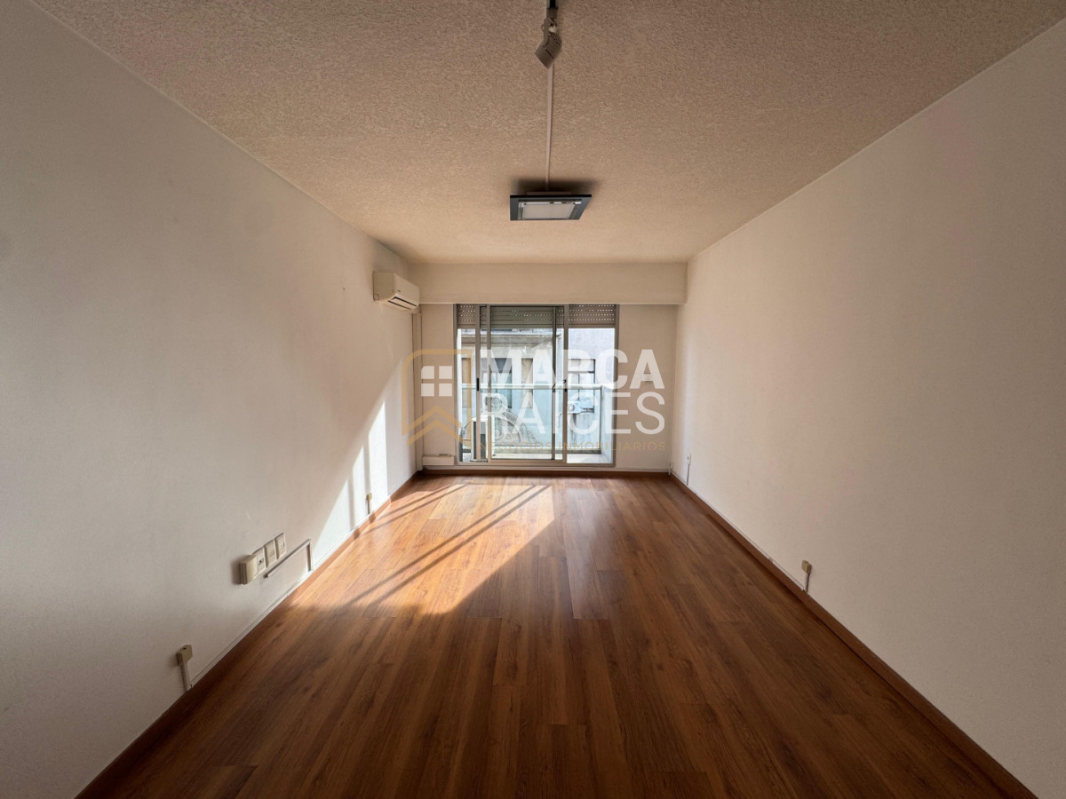 Apartamento ID.1875 - Alquiler Apartamento 1 Dormitorio. Cordón Sur, Montevideo