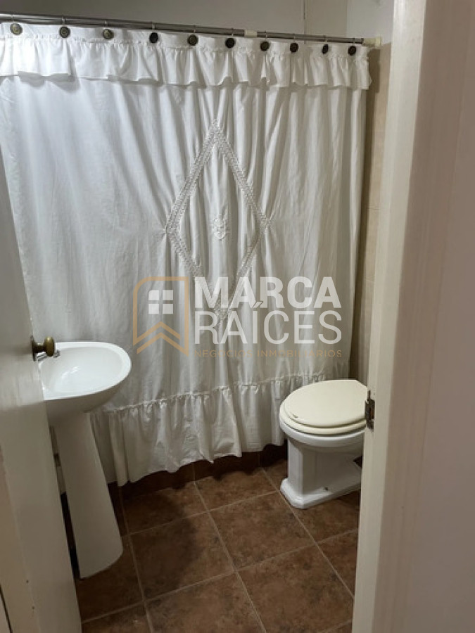 Apartamento ID.2034 - Alquiler Apartamento 2 Dormitorios, 2 Baños. Pocitos, Montevideo