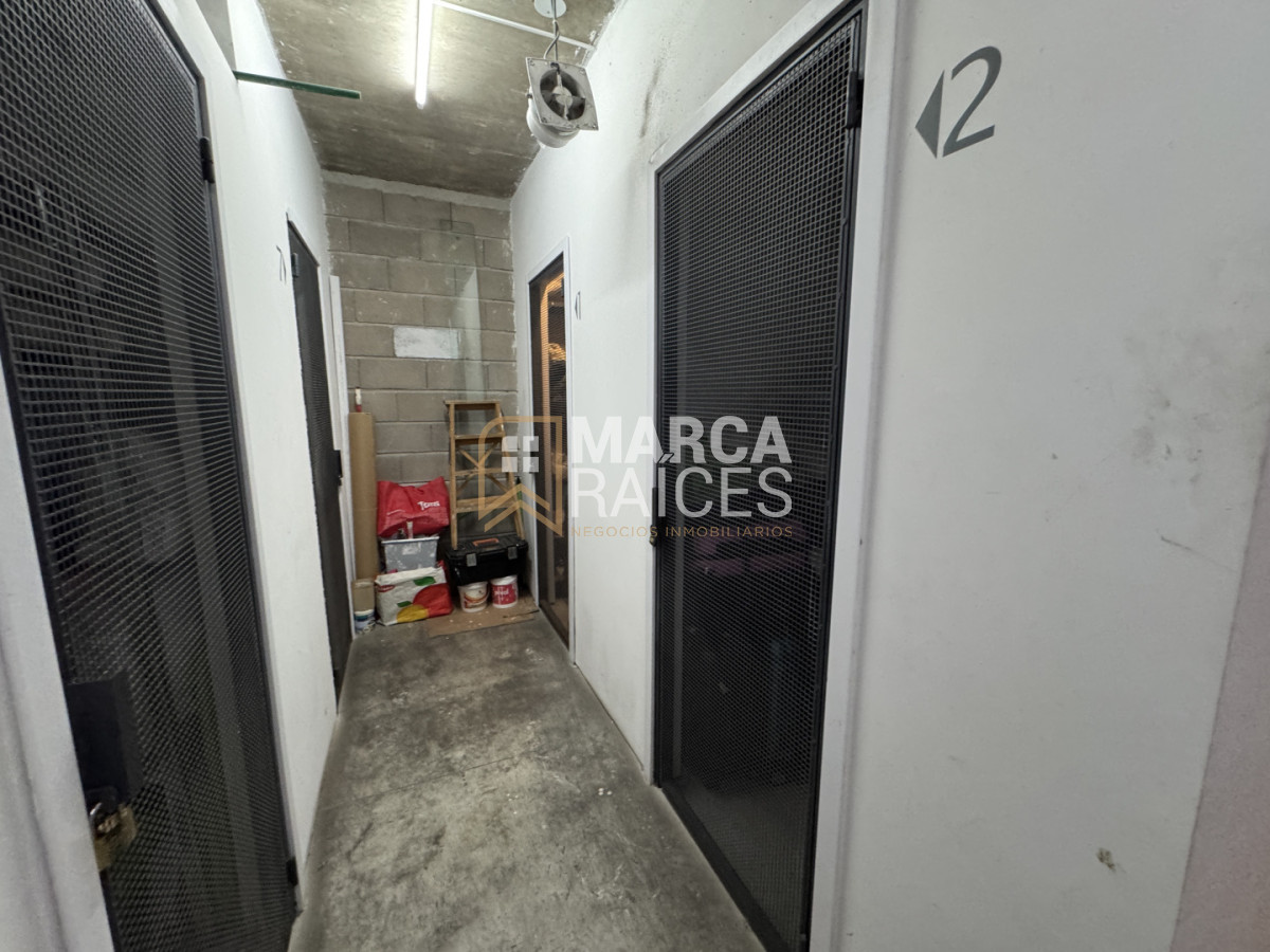 Apartamento ID.1797 - Alquiler Penthouse con Parrillero y Garage, 3 Dormitorios, 2 baños. Centro, Montevideo