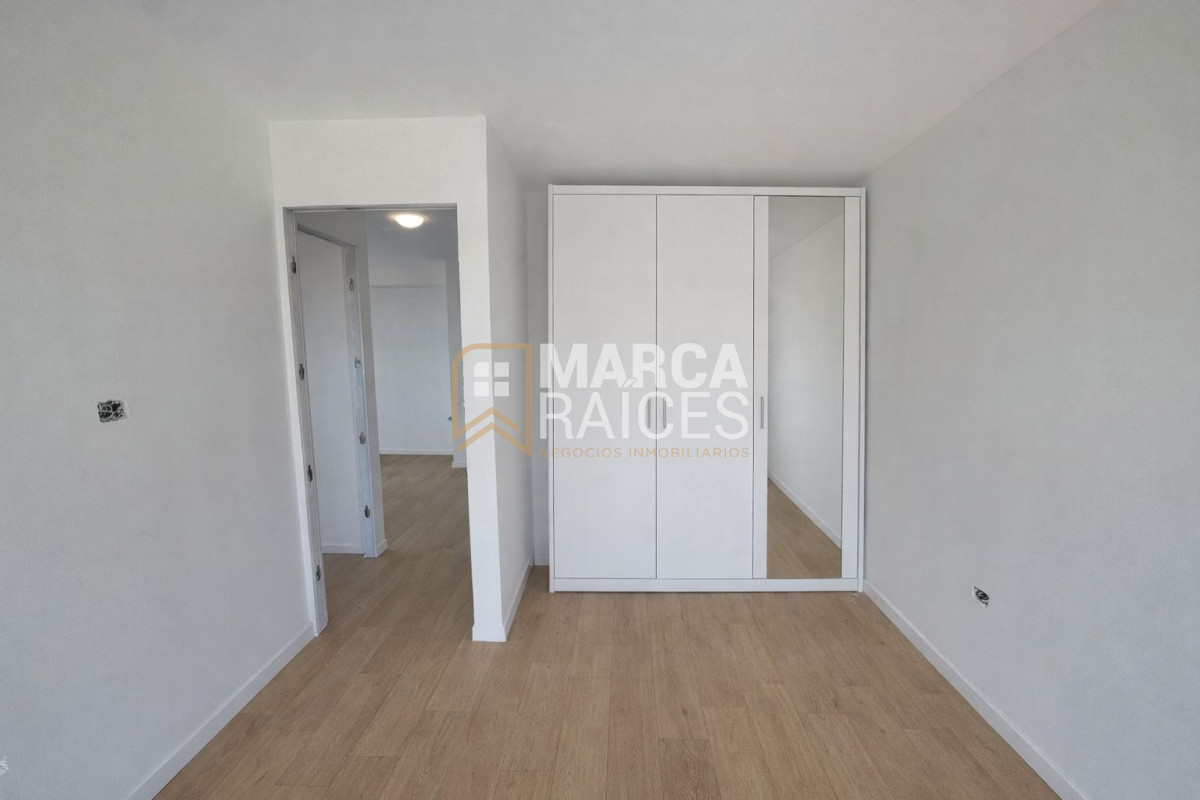 Apartamento ID.1012 - Venta Apartamento 2 Dormitorios a Estrenar Piso 6 Centro Montevideo