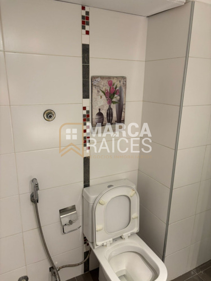 Apartamento ID.1744 - Alquiler Apartamento 3 Dormitorios, 1 Baño, Centro, Montevideo