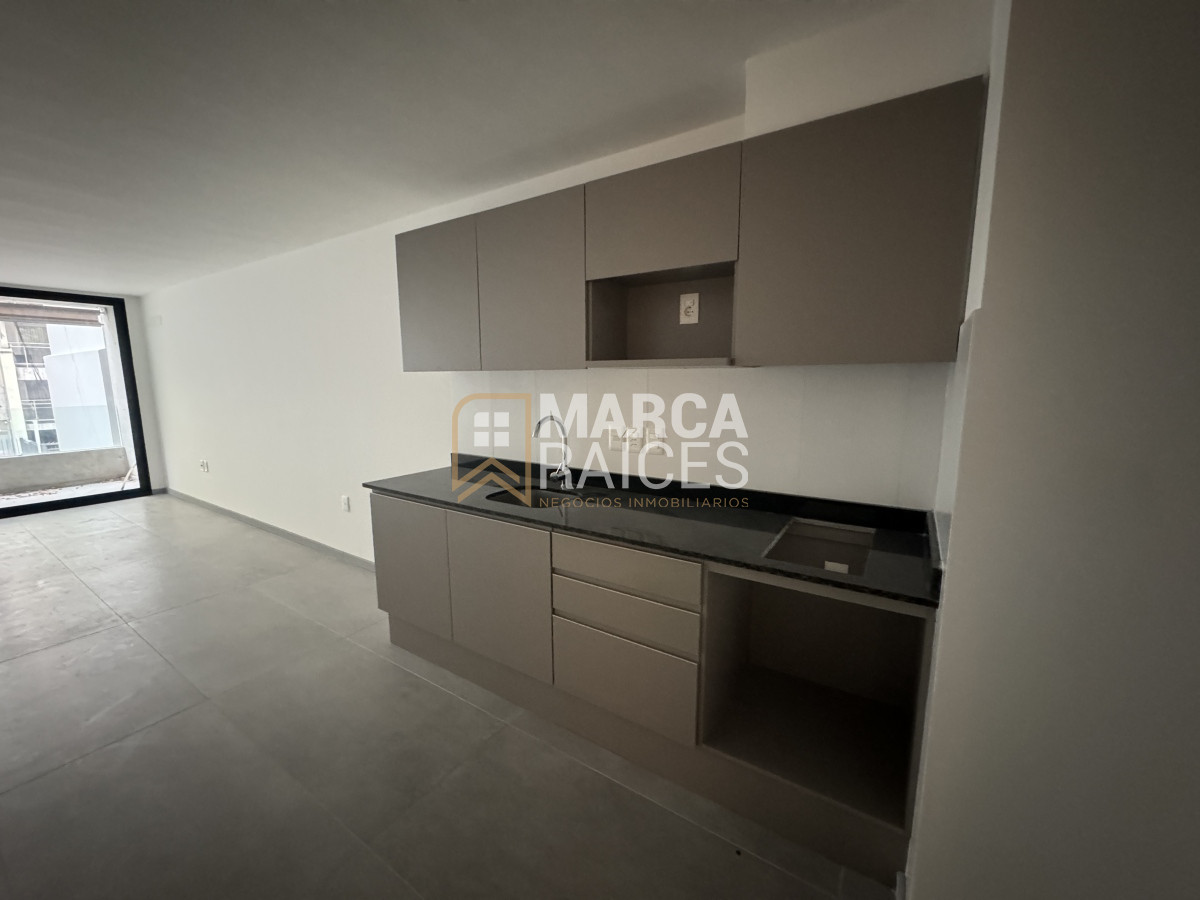 Apartamento ID.823 - Venta 1 Dormitorio patio Pocitos Montevideo
