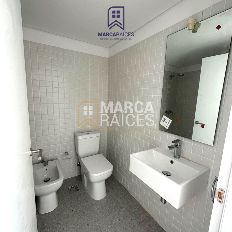 Apartamento ID.345 - Venta Apartamento 1 Dormitorio Balcon y Patio con renta Palermo Montevideo
