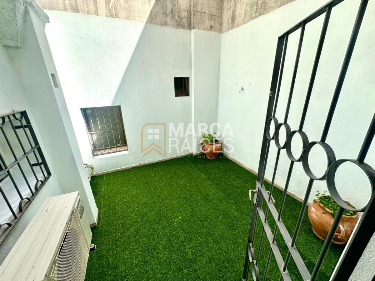 Apartamento ID.1701 - Alquiler Apartamento 1 Dormitorio Patio Ciudad Vieja Montevideo