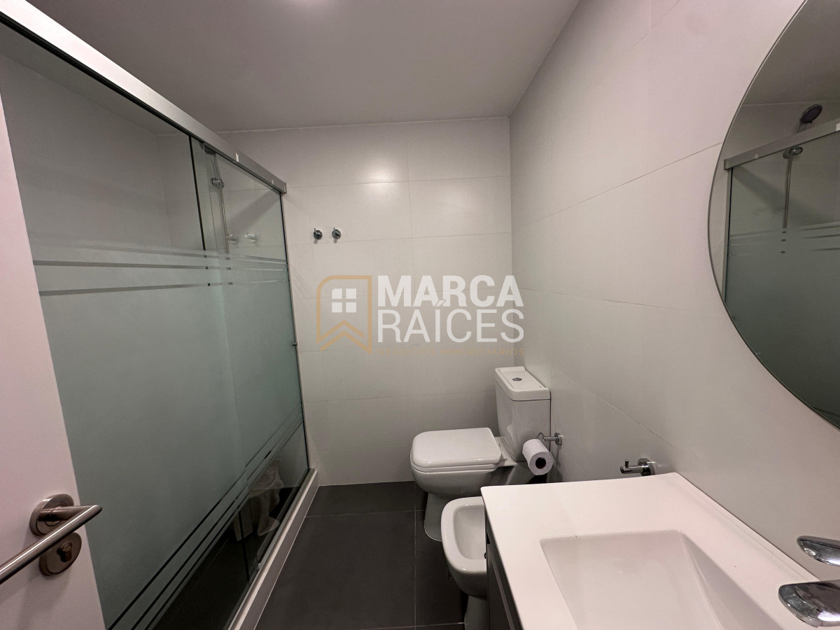 Apartamento ID.1609 - Alquiler Apartamento Monoambiente Al Frente Luminoso A Estrenar semi equipado Tres Cruces Montevideo
