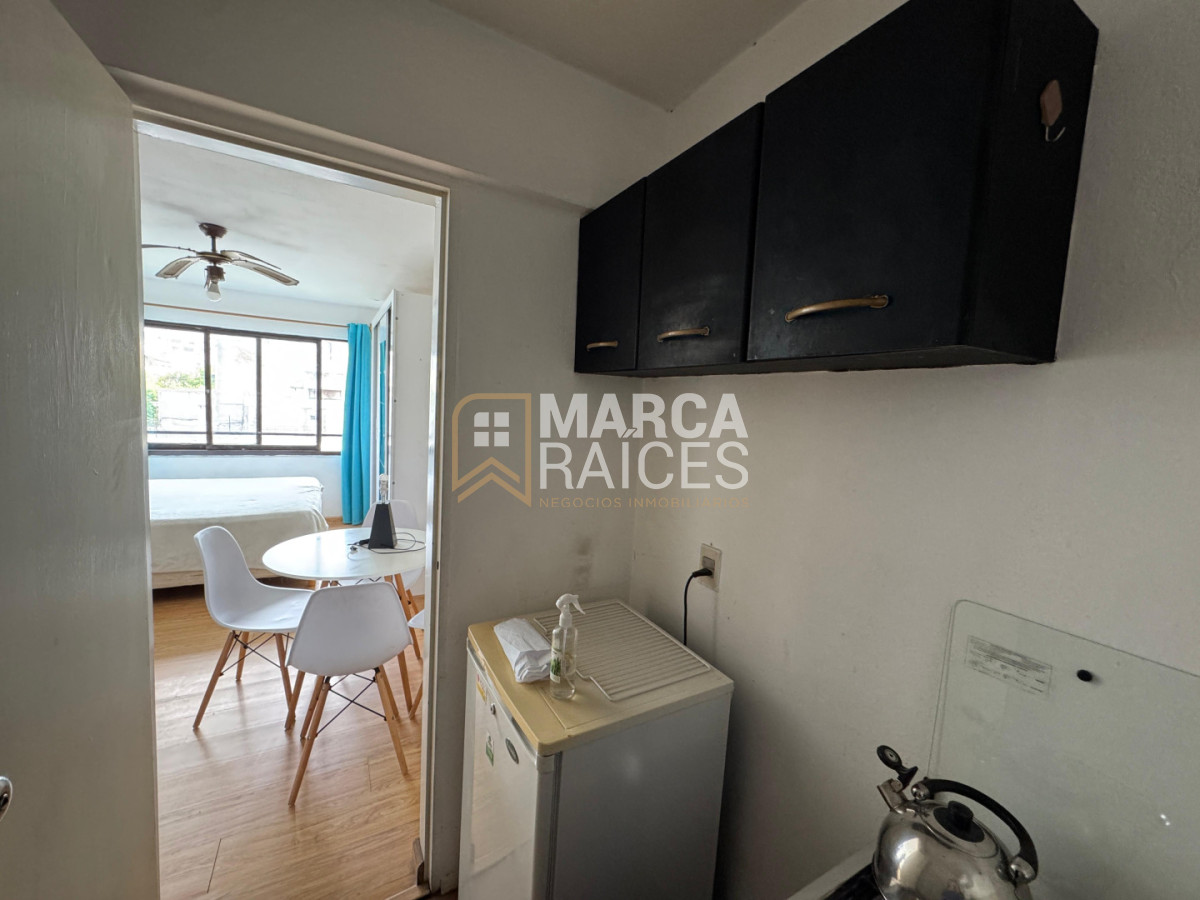 Apartamento ID.120 - Venta Apartamento Monoambiente Luminoso Centro a 1 Cuadra de ORT Montevideo