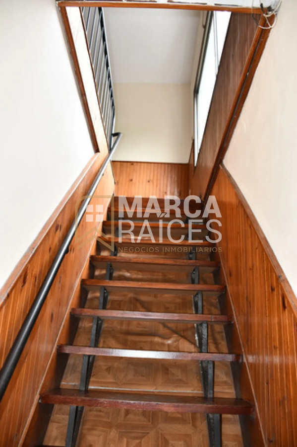 Apartamento ID.2012 - Alquiler Apartamento 4 Dormitorios, 2 Baños. La Blanqueada, Montevideo