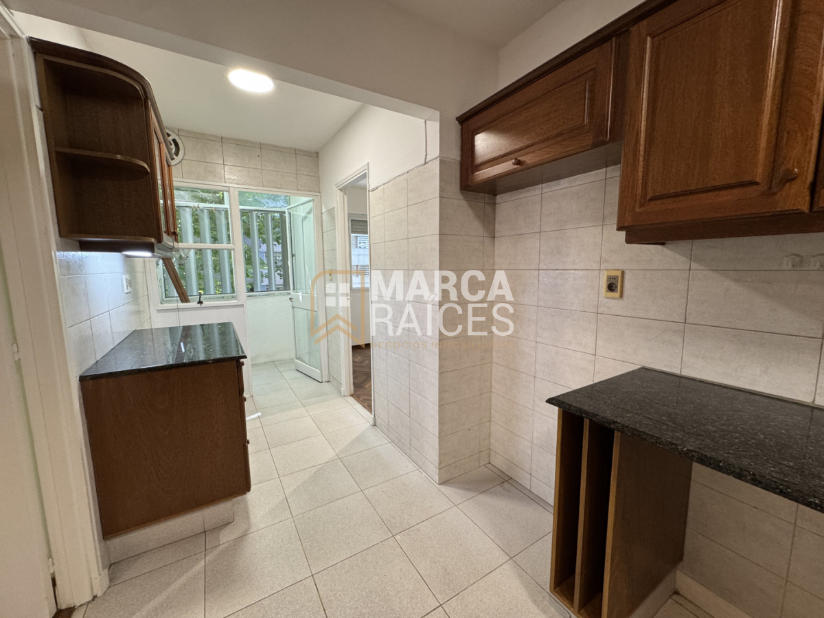 Apartamento ID.1734 - Venta Apartamento 4 dormitorios 3 baños Garage Pocitos Montevideo
