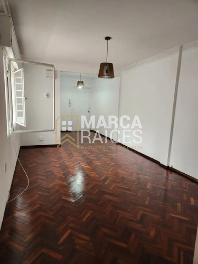 Apartamento ID.1910 - Alquiler Apartamento 2 Dormitorios. Cordon, Montevideo