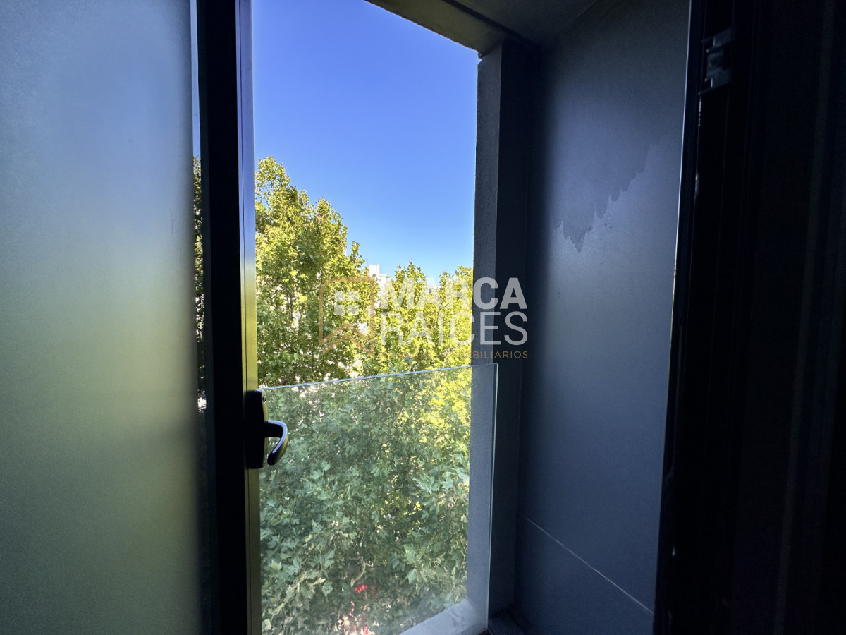 Apartamento ID.1790 - Alquiler Apartamento 2 Dormitorios Centro Montevideo