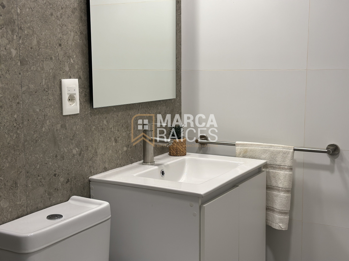 Apartamento ID.1016 - Venta Apartamento 1 Dormitorio en construcción con balcon y patio Centro Sur Montevideo