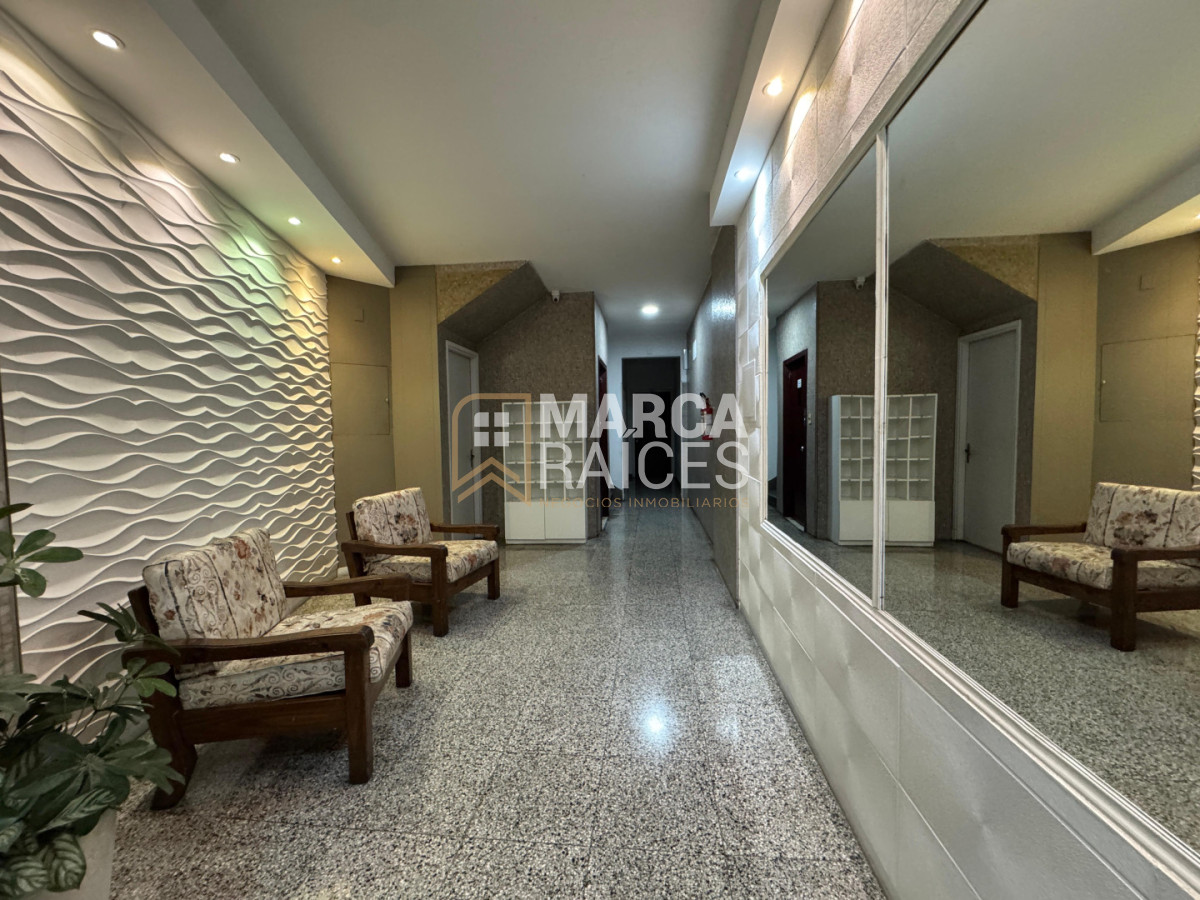 Apartamento ID.1952 - Alquiler Apartamento 1 Dormitorio Patio Centro Sur Montevideo