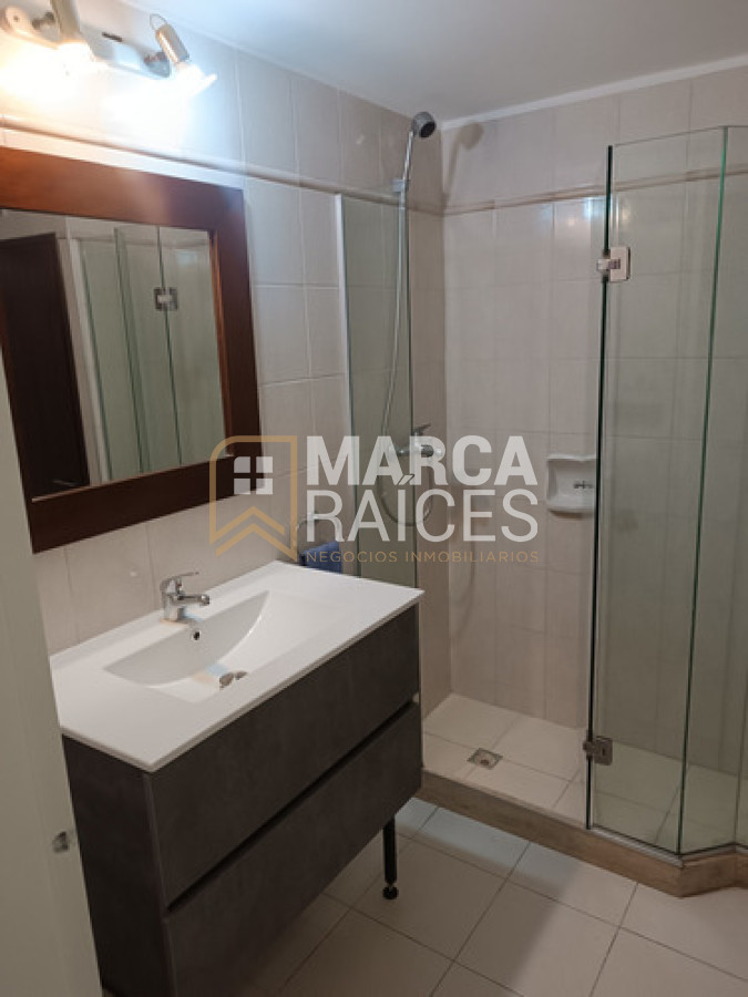 Apartamento ID.1733 - Alquiler Apartamento 2 dormitorios, 2 baños, garage Pocitos, Montevideo
