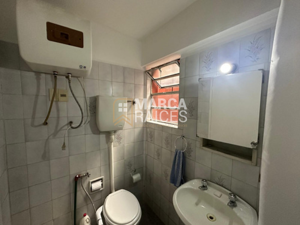 Apartamento ID.1815 - Alquiler Apartamento 1 Dormitorio. Ciudad Vieja, Montevideo