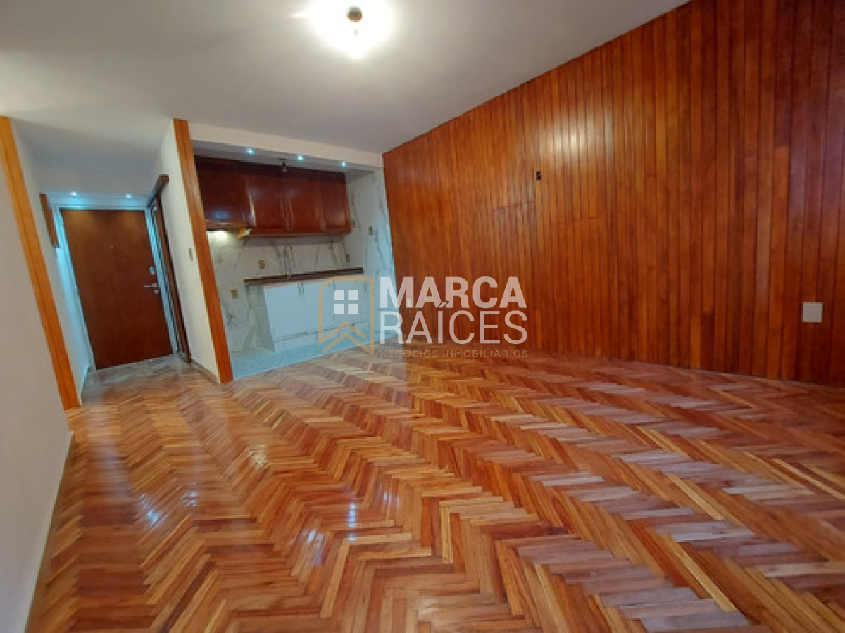 Apartamento ID.1522 - Alquiler luminoso apartamento remodelado de 1 dormitorio en Aguada, Montevideo. 