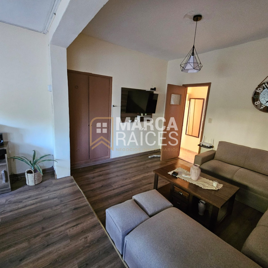 Apartamento ID.1325 - Venta Apartamento 1 Dormitorio Terraza con Parrillero Centro Montevideo