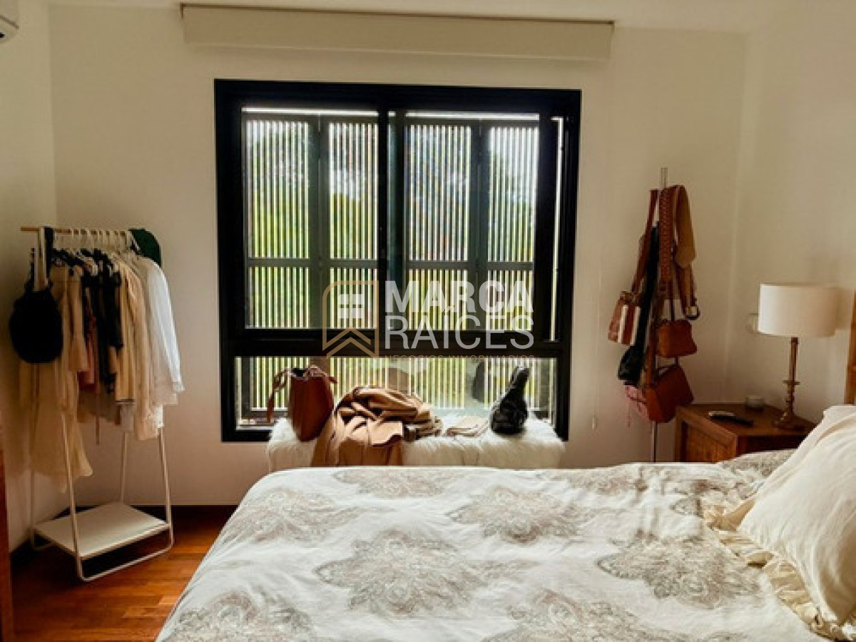 Apartamento ID.1566 - Alquiler apartamento con piscina en Carrasco, Montevideo. 