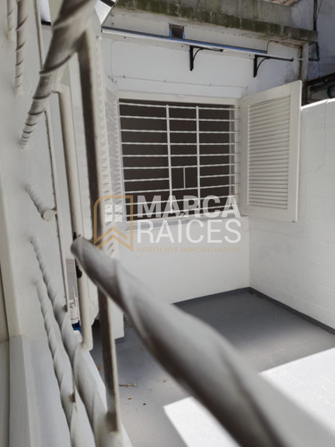 Apartamento ID.1816 - Alquiler Apartamento 2 Dormitorios, planta baja con patio. La Blanqueada, Montevideo