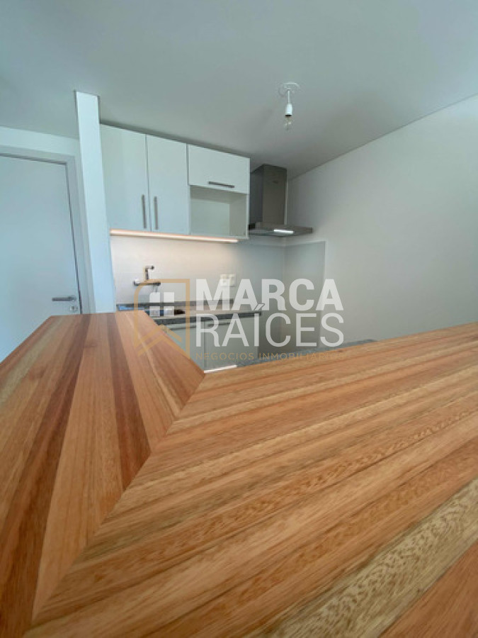 Apartamento ID.1537 - Alquiler Apartamento 1 Dormitorio Garage Montevideo