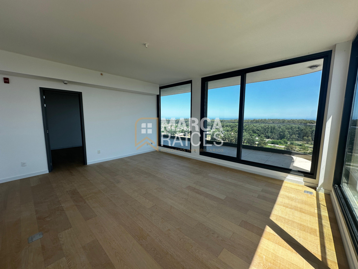 Apartamento ID.1147 - Venta Penthouse Duplex 4 Dormitorios Carrasco Hermosa Vista al Lago A Estrenar