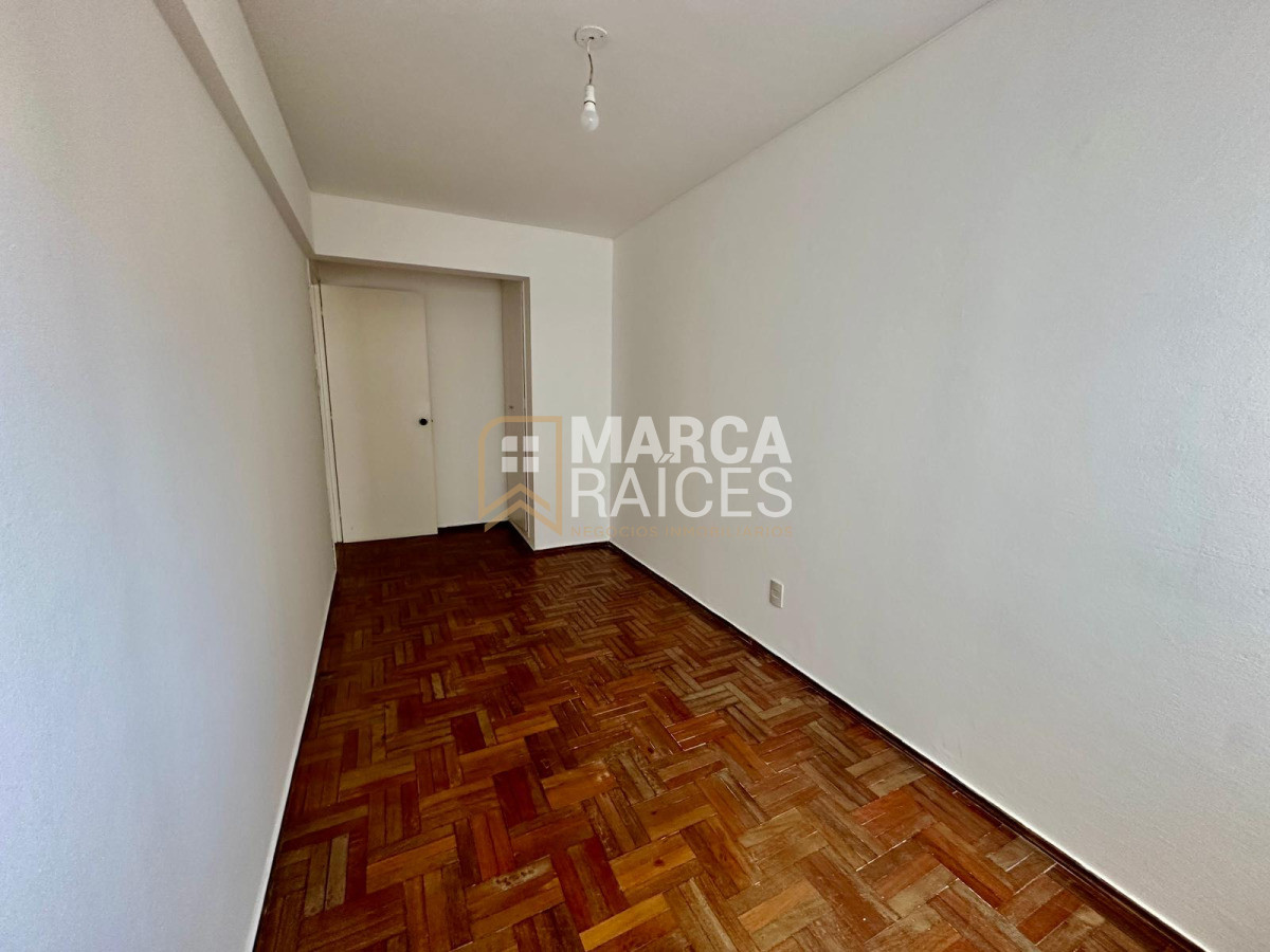 Apartamento ID.1665 - Alquiler Apartamento 2 Dormitorios 2 Baños Opcion Garage Pocitos Montevideo