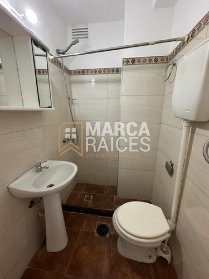 Apartamento ID.1826 - Alquiler Apartamento 1 Dormitorio al frente. Centro, Montevideo