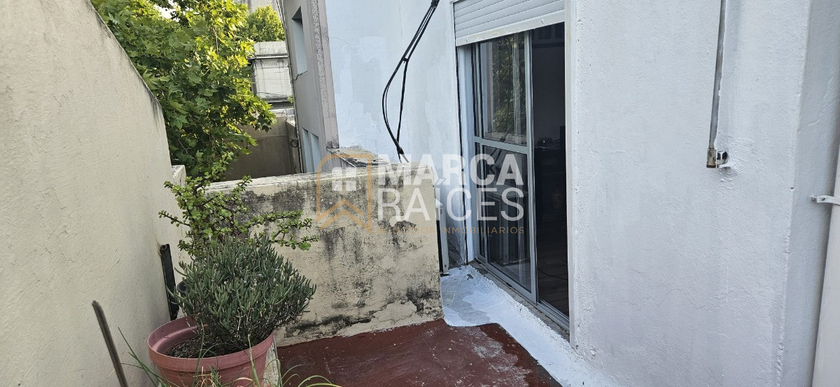Apartamento ID.1325 - Venta Apartamento 1 Dormitorio Terraza con Parrillero Centro Montevideo