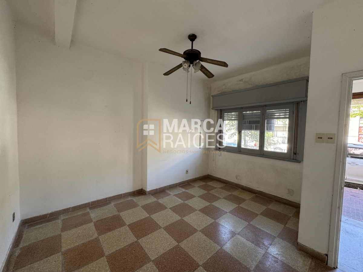 Apartamento ID.559 - Venta Casa 2 Dormitorios con patio Palermo Montevideo 