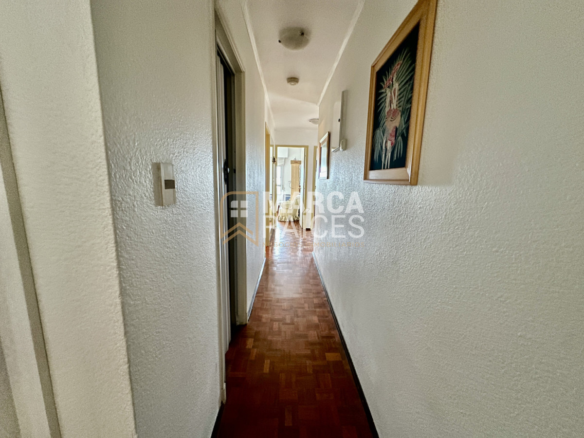 Apartamento ID.1804 - Venta Apartamento Tipo Penthouse 4 Dormitorios 3 Baños Doble Garage Barbacoa Parque Batlle Montevideo