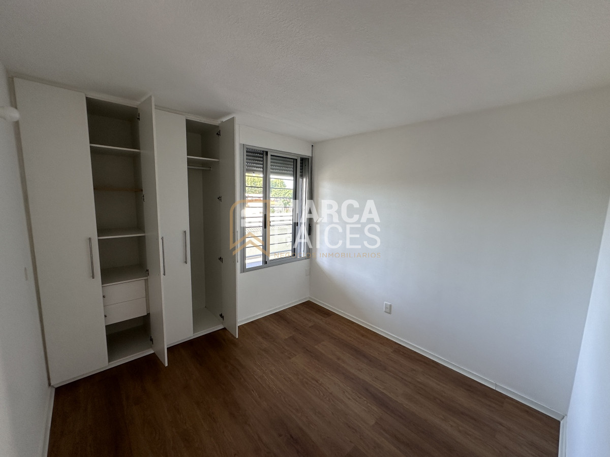 Apartamento ID.699 - Alquiler Apartamento 2 Dormitorios Balcon Cochera Complejo Cerrado Prado Montevideo