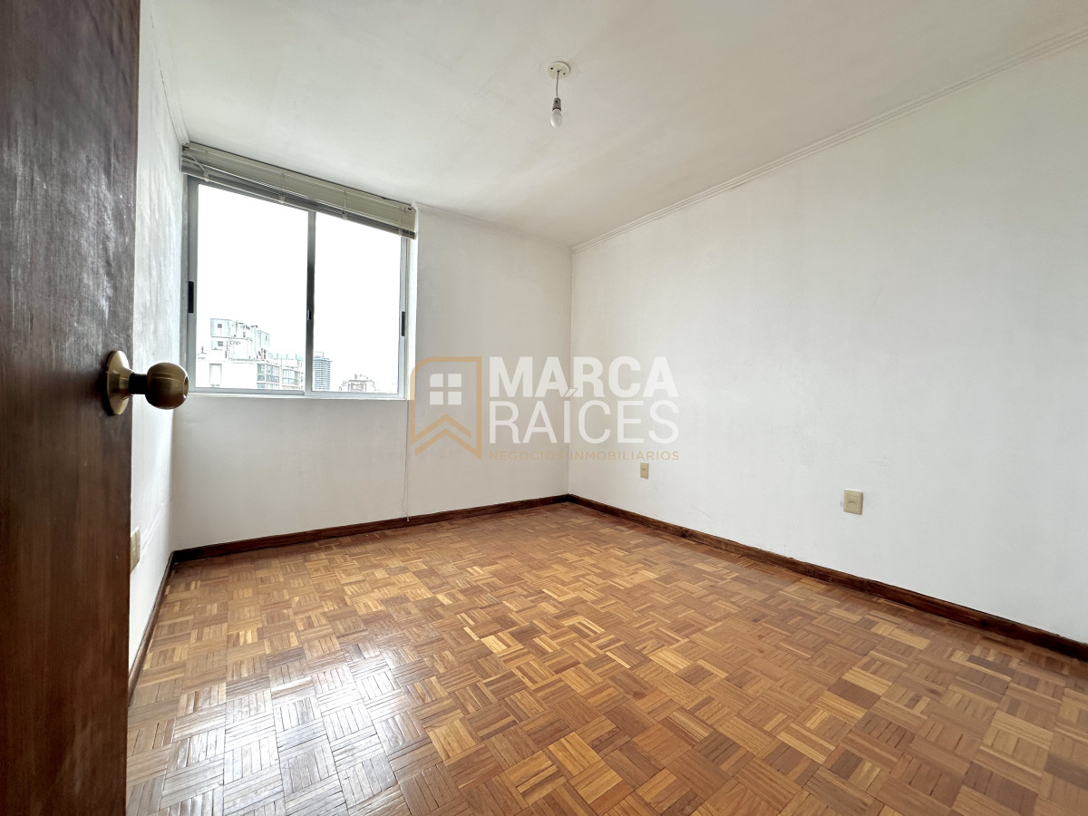 Apartamento ID.1650 - Alquiler Apartamento 2 Dormitoros Garage Pocitos Montevideo