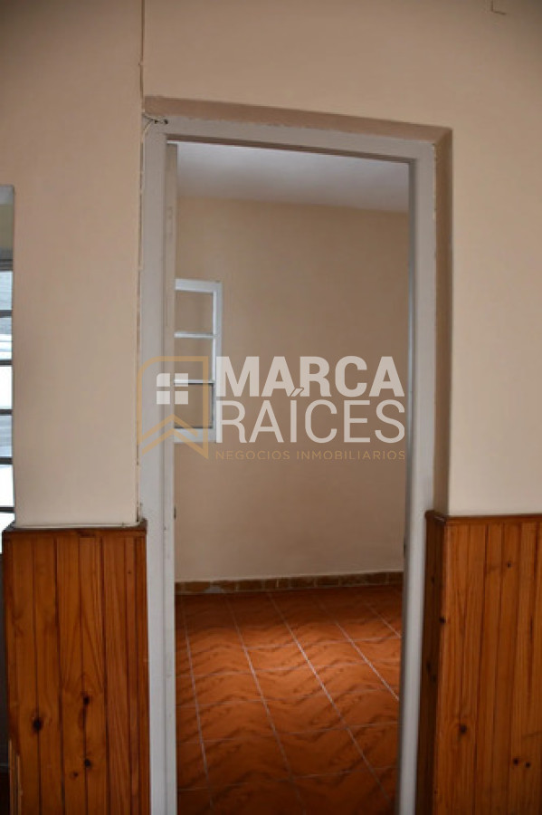 Apartamento ID.2012 - Alquiler Apartamento 4 Dormitorios, 2 Baños. La Blanqueada, Montevideo
