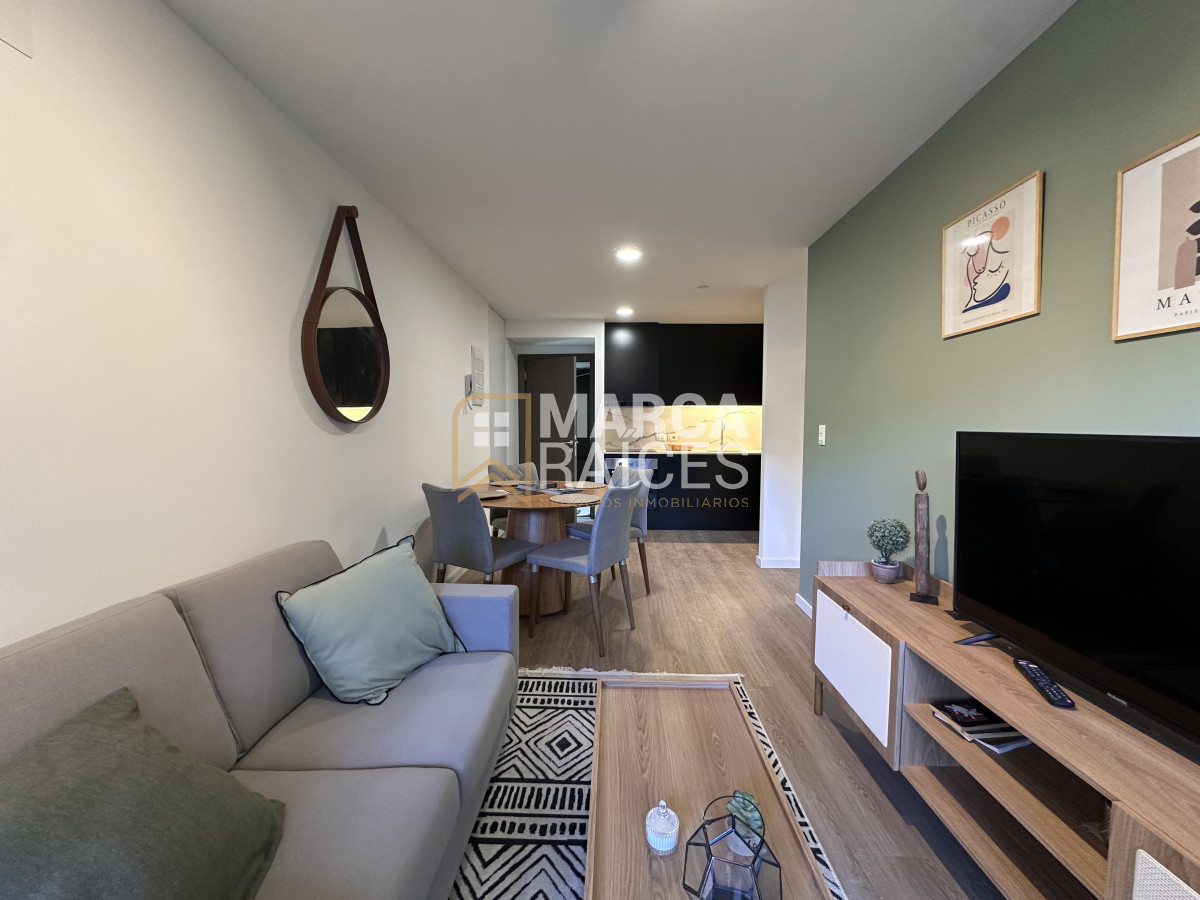 Apartamento ID.1016 - Venta Apartamento 1 Dormitorio en construcción con balcon y patio Centro Sur Montevideo